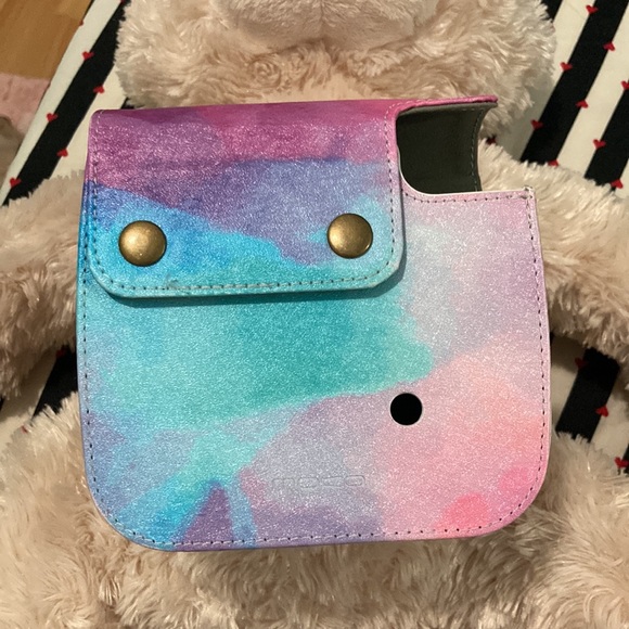 Fujifilm Instax Mini 9 with Case - Picture 8 of 11